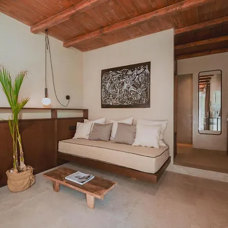 Legends In Town, By Mykonos High Apart-hotel *