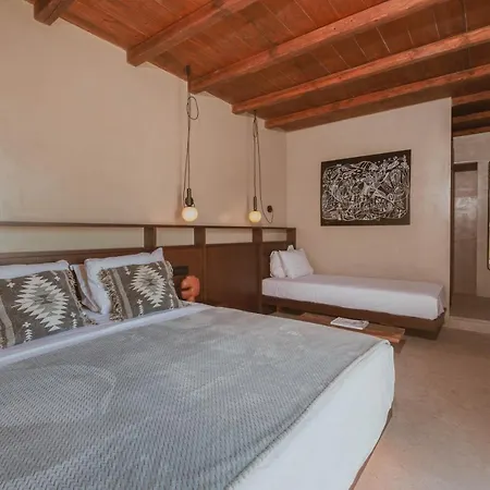 Legends In Town, By Mykonos High Aparthotel *